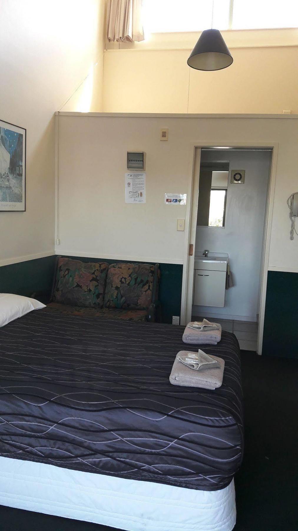 Auckland Northshore Motels & Holiday Park Exterior photo
